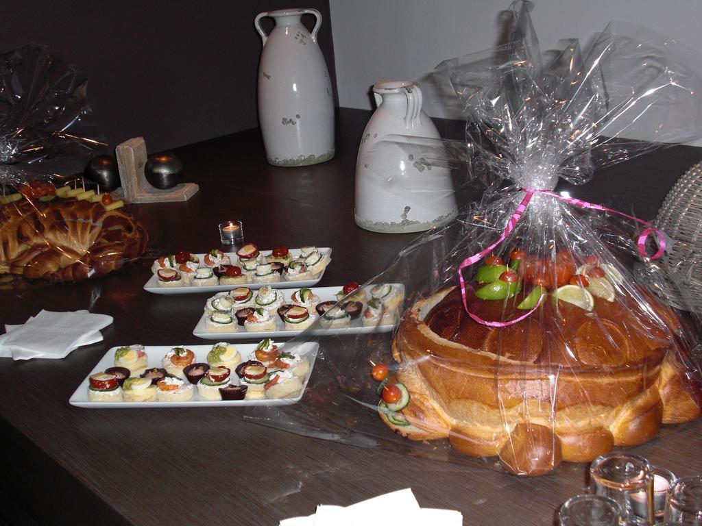 Hotel Bar Le Globe Saint-Die-des-Vosges Ngoại thất bức ảnh